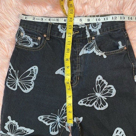 Pacsun Black Butterfly Hi Rise Straight Jean Size 27 - Picture 8 of 9